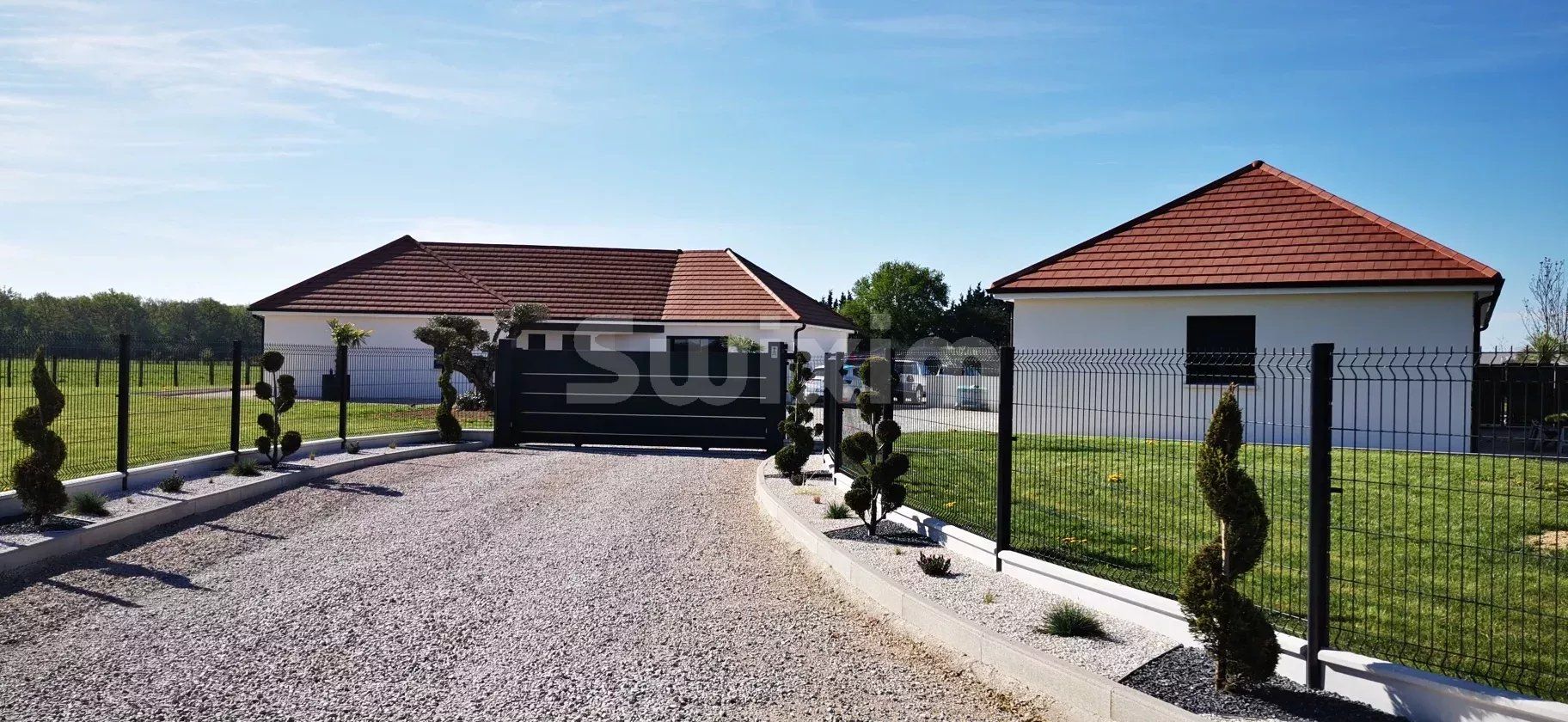 Vente Maison Le Deschaux 6 Pièces 191 m²