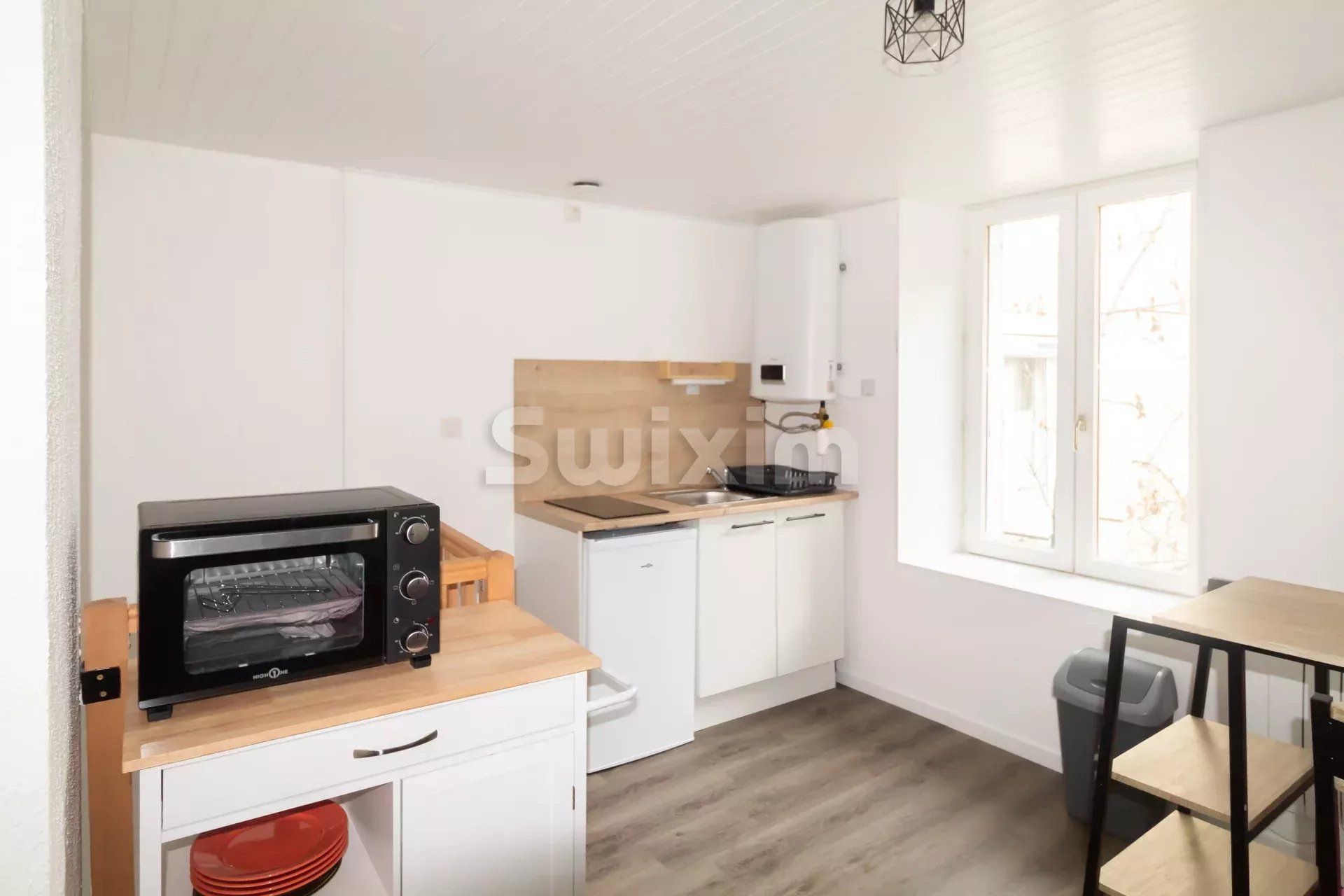 Location Appartement Saint-Claude 2 Pièces 17.82 m²