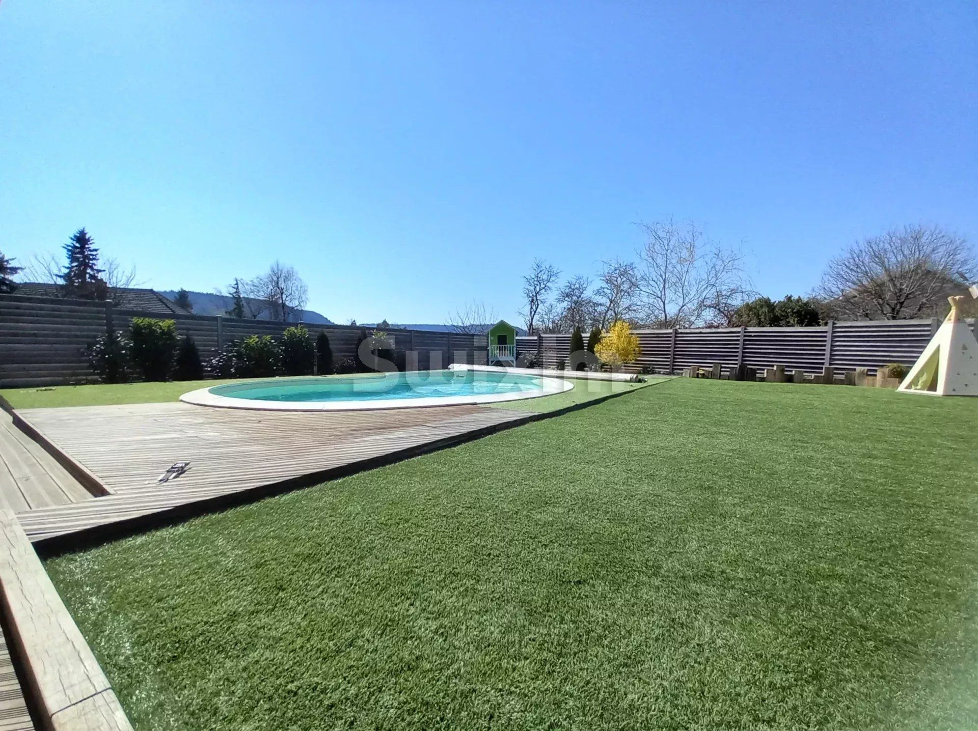 Sale House Champagnole 7 Rooms 196.36 m²