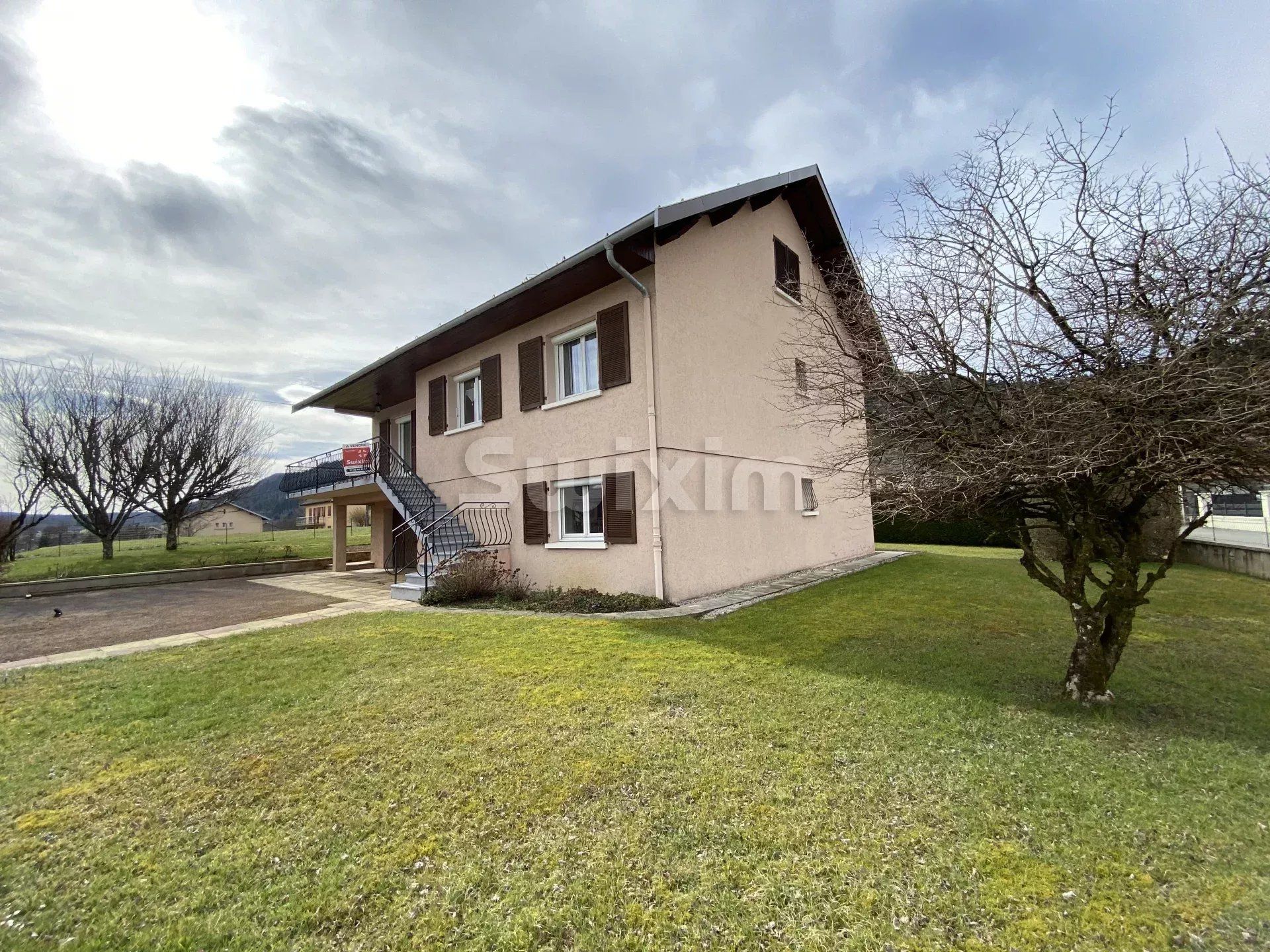 Venda Casa Champagnole 6 Quartos 143 m²