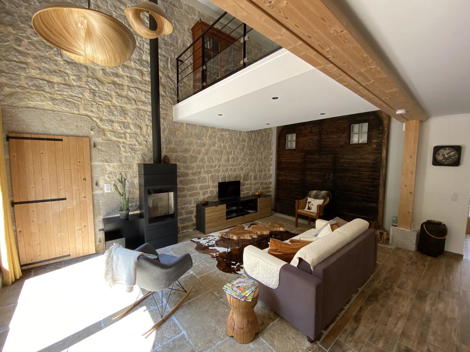 Venda Propriedade Les Chalesmes 8&nbsp;Quartos 195.8&nbsp;m²