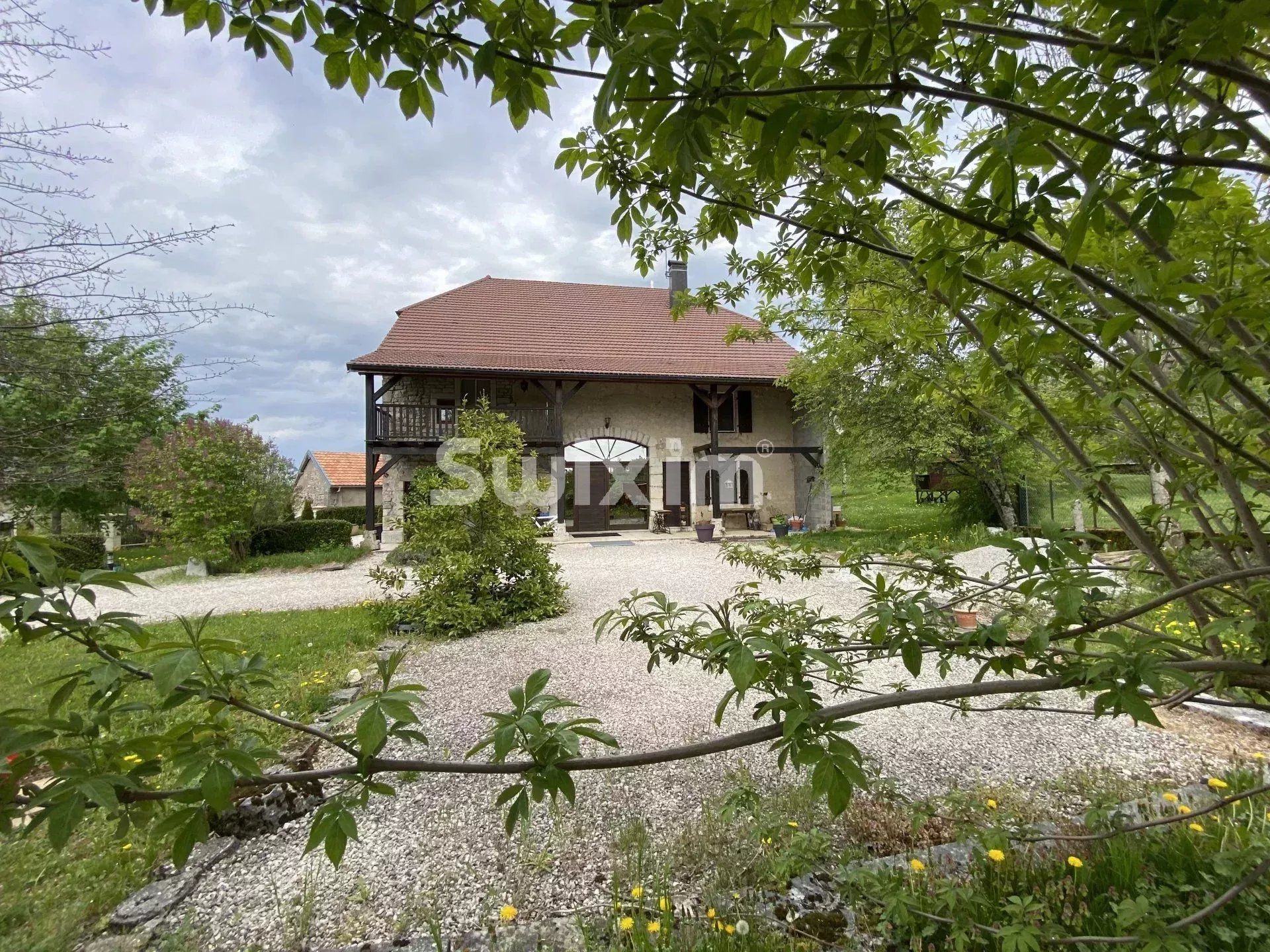 Vendita Casa Champagnole 11&nbsp;Camere 495&nbsp;m²