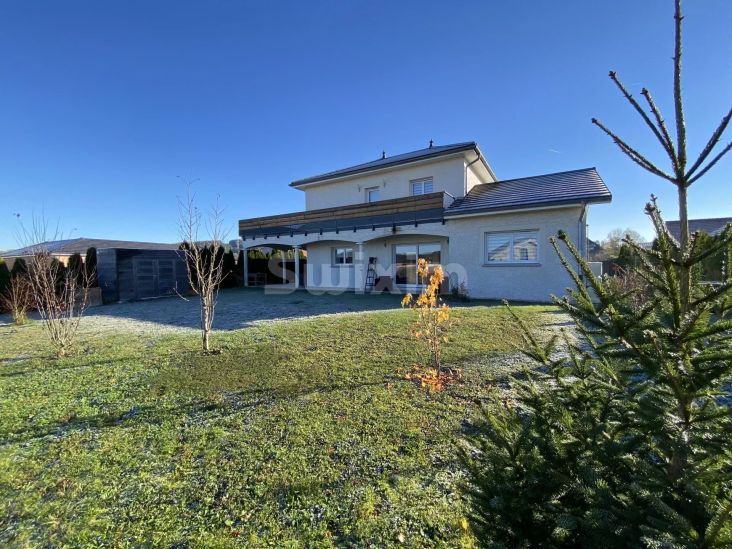 Vente Maison Champagnole 6 Pièces 165 m²