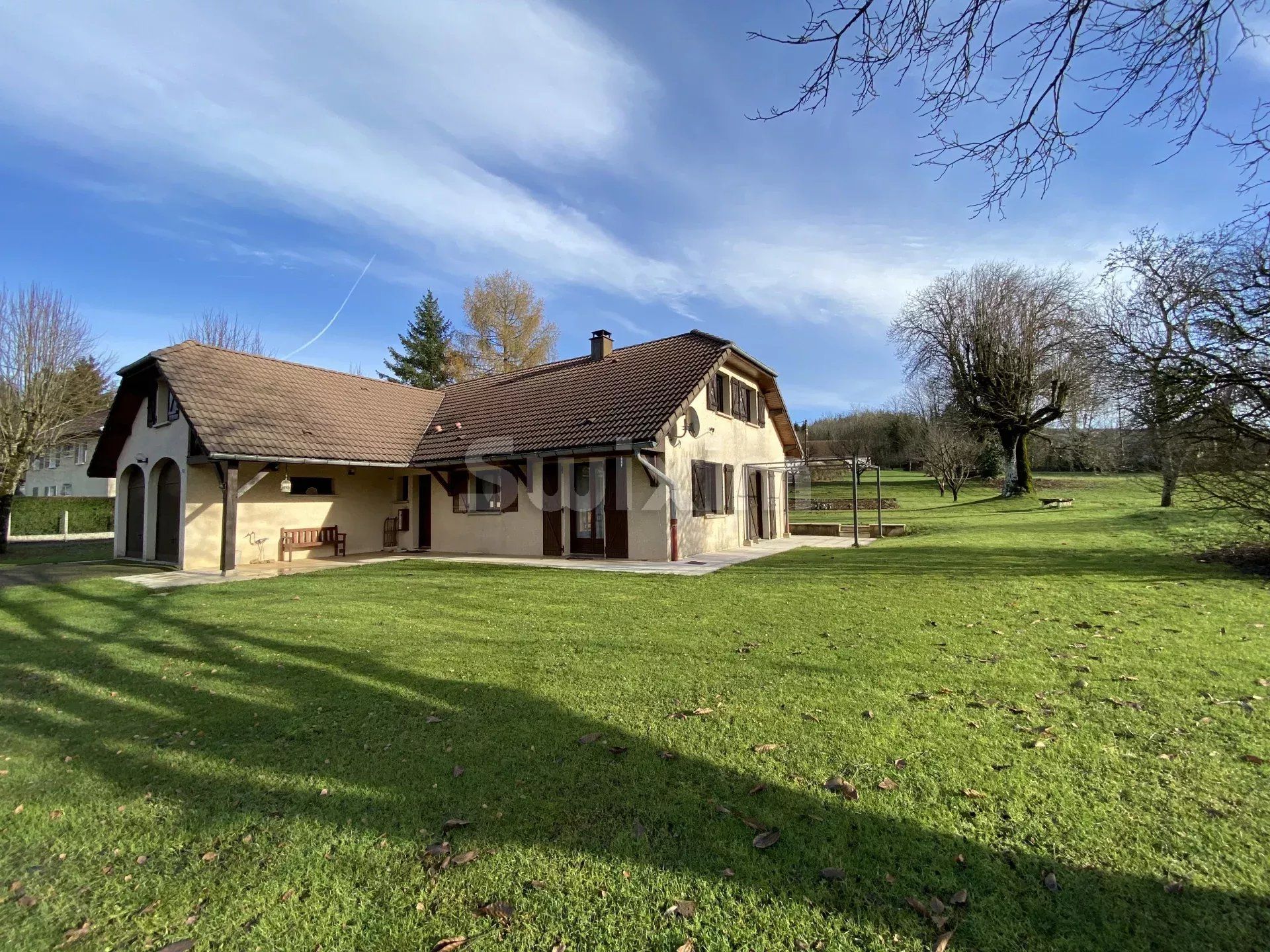 Vendita Casa Champagnole 8 Camere 166 m²