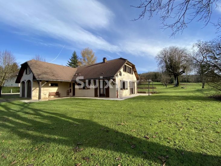 Vente Maison Champagnole 8&nbsp;Pièces 166&nbsp;m²