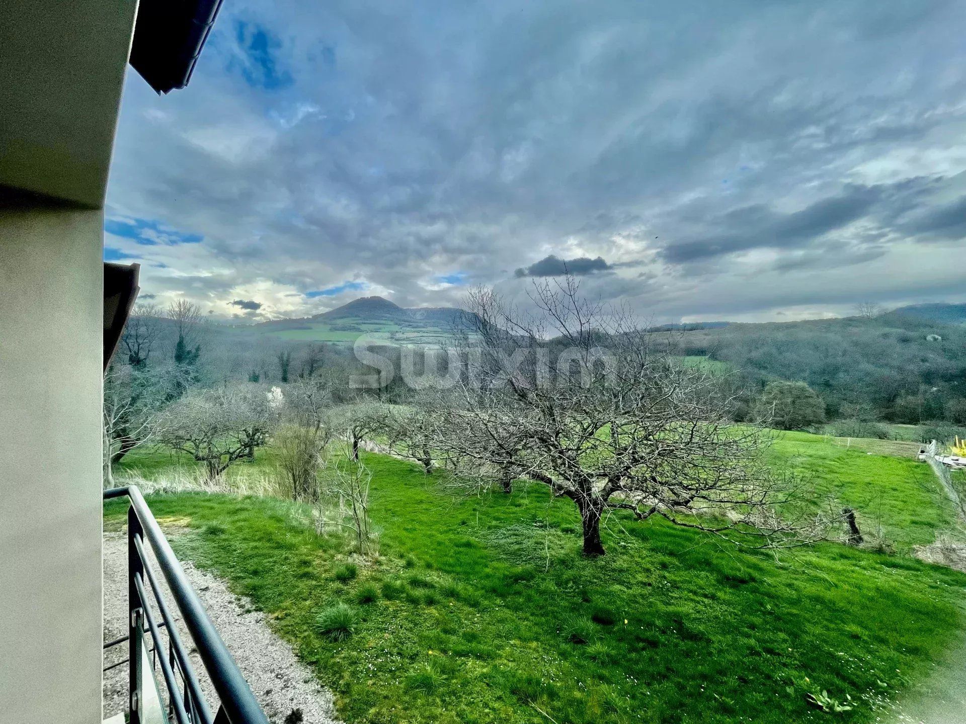 Rental Apartment Marnoz 3 Rooms 94.06 m²