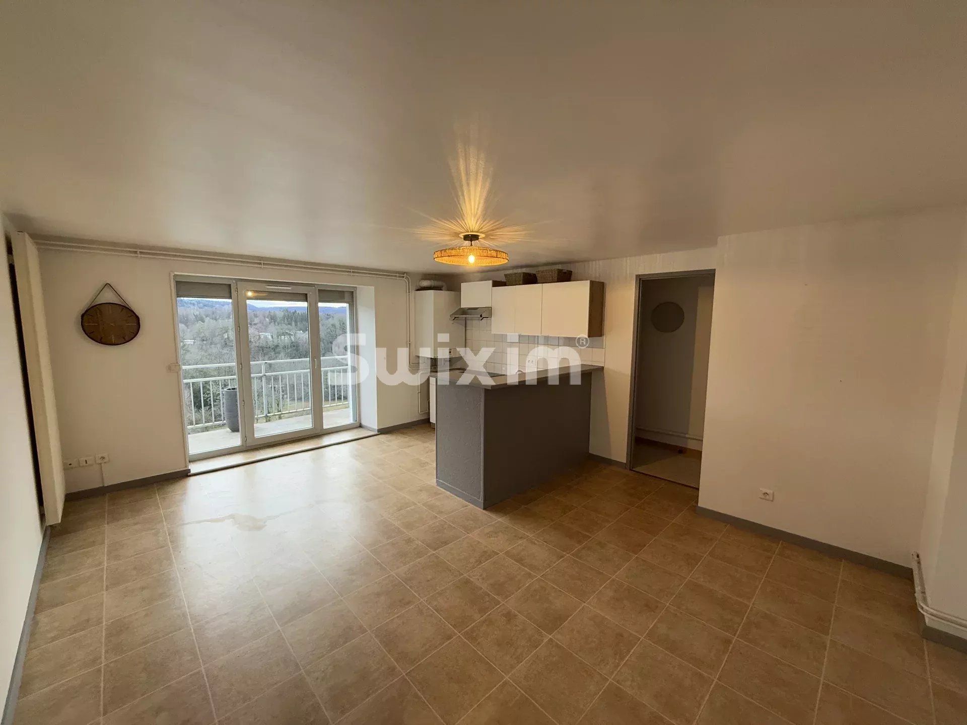 Location Appartement Champagnole 4&nbsp;Pièces 84&nbsp;m²