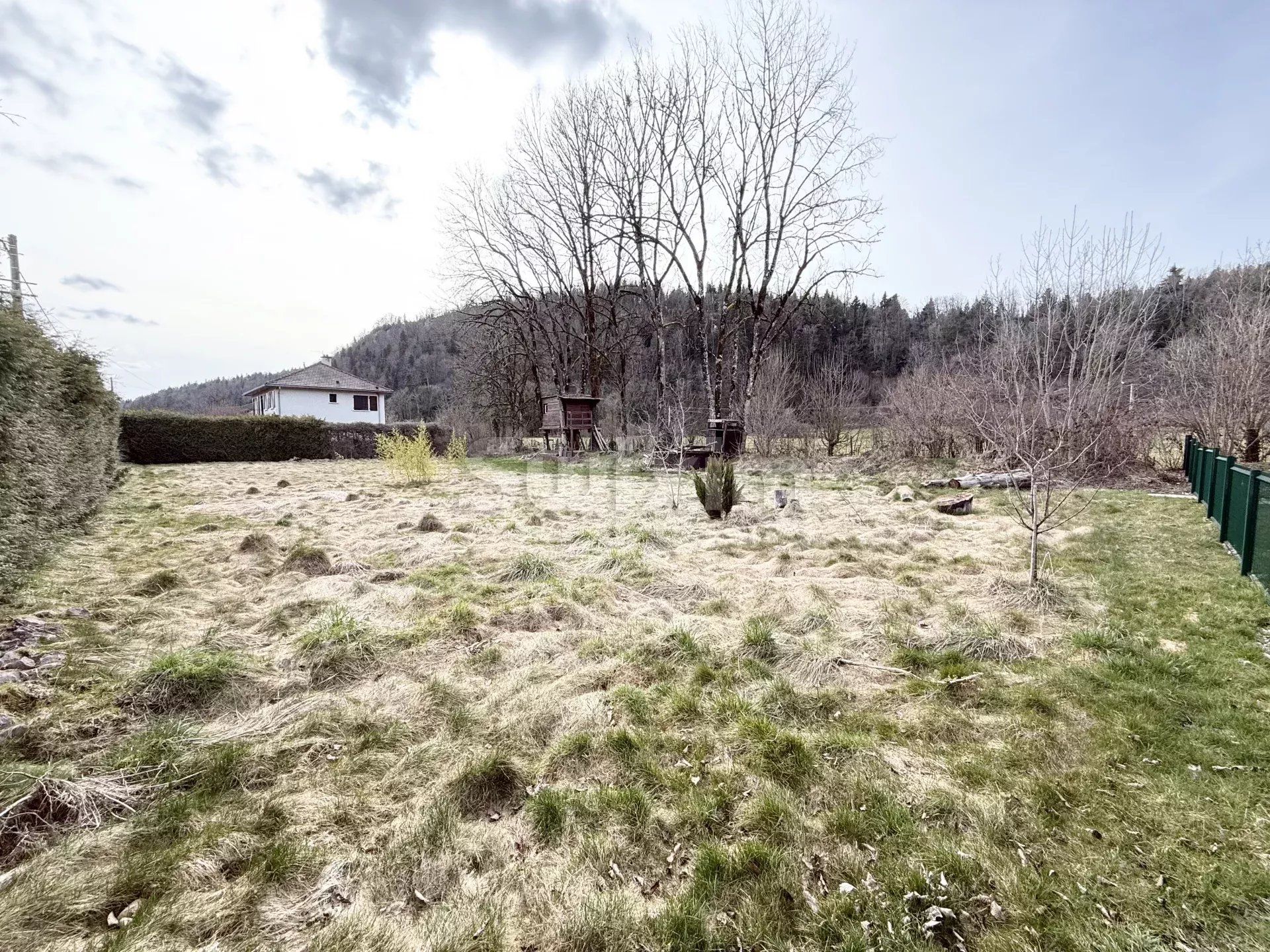 Sale Buildable land Champagnole 1305 m²