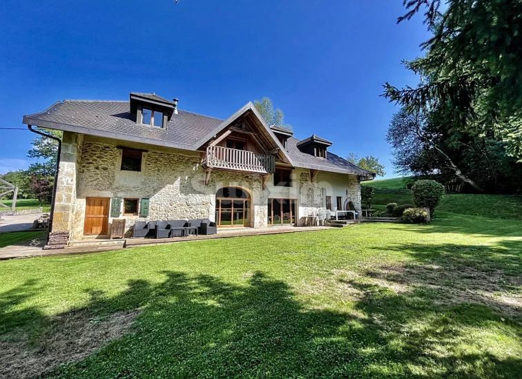 Vente Ferme Présilly 13 Pièces 560 m²