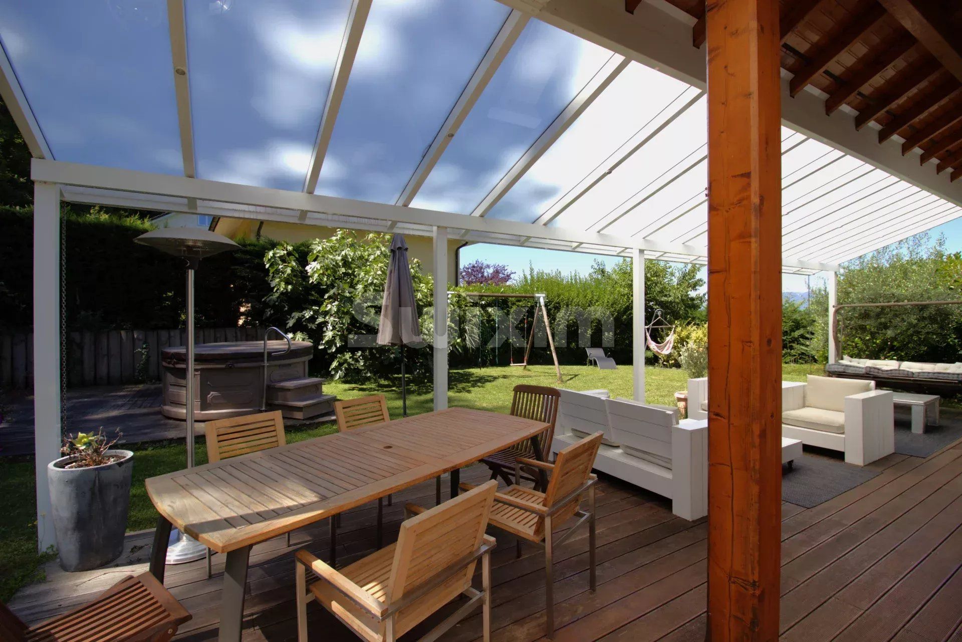 Sale Villa Beaumont 6 Rooms 151 m²