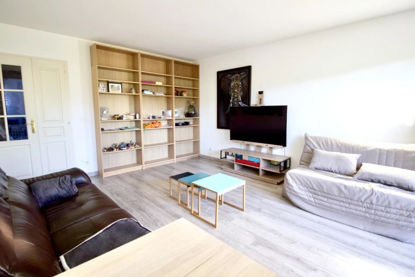 Venda Apartamento Valleiry 3&nbsp;Quartos 61.41&nbsp;m²