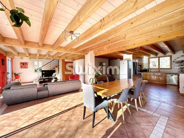 Venda Casa Valleiry 6&nbsp;Quartos 185.5&nbsp;m²