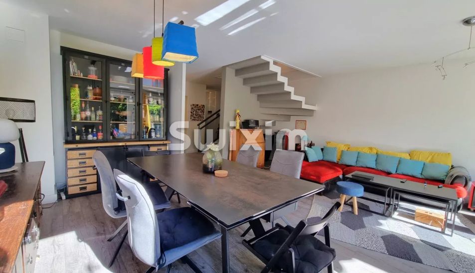 Venda Casa Saint-Julien-en-Genevois 4&nbsp;Quartos 109.72&nbsp;m²