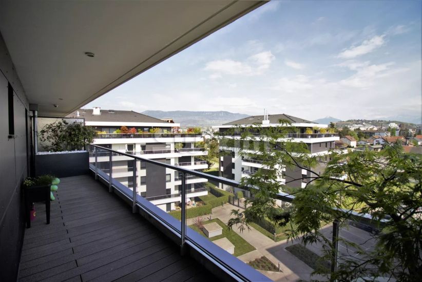 Vente Appartement Ambilly 4 Pièces 110 m²