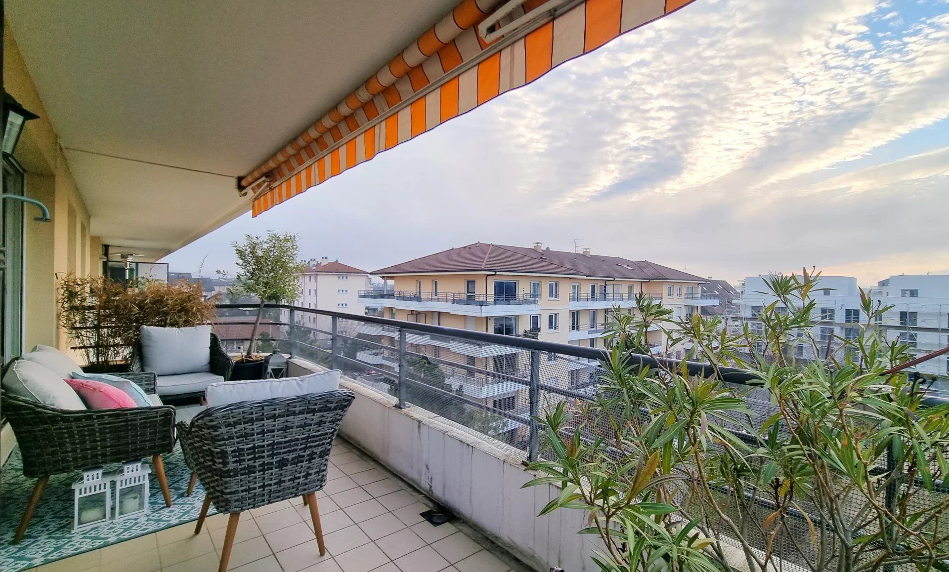 Venda Apartamento Ambilly 3&nbsp;Quartos 70&nbsp;m²