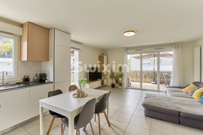 Vente Appartement Saint-Julien-en-Genevois 4&nbsp;Pièces 77&nbsp;m²