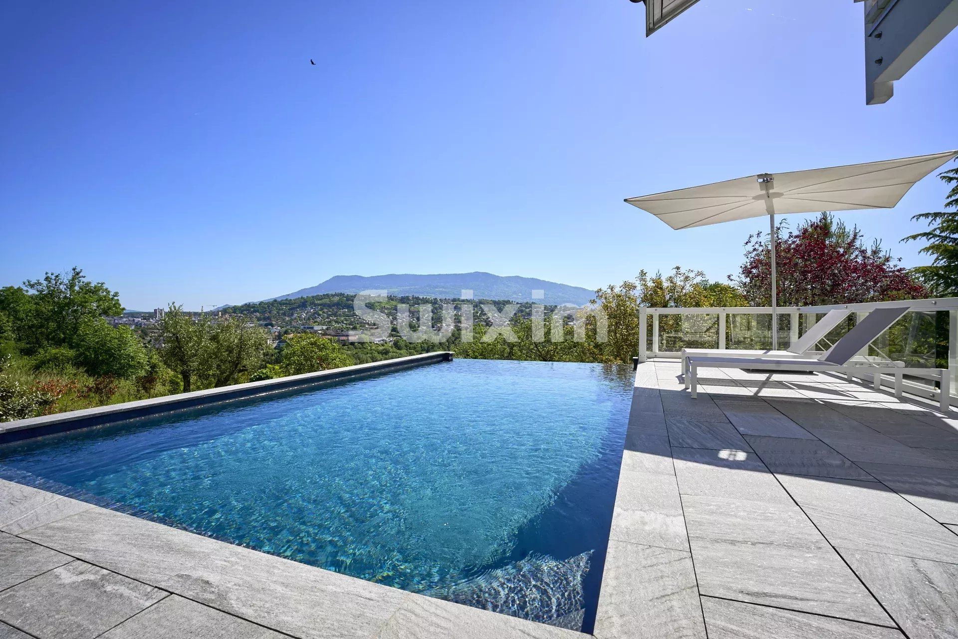 Vente Maison Monnetier-Mornex 6&nbsp;Pièces 210&nbsp;m²