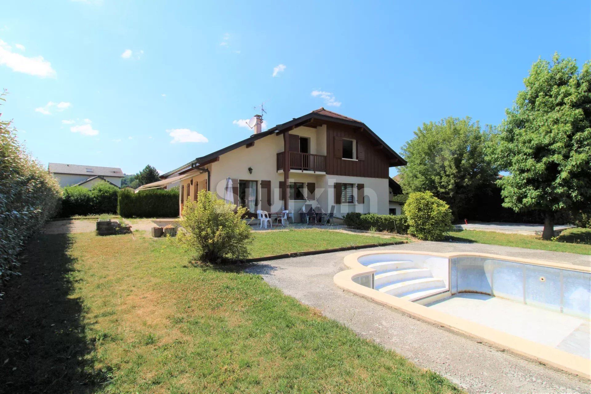 Vendita Casa La Roche-sur-Foron 7 Camere 150.2 m²