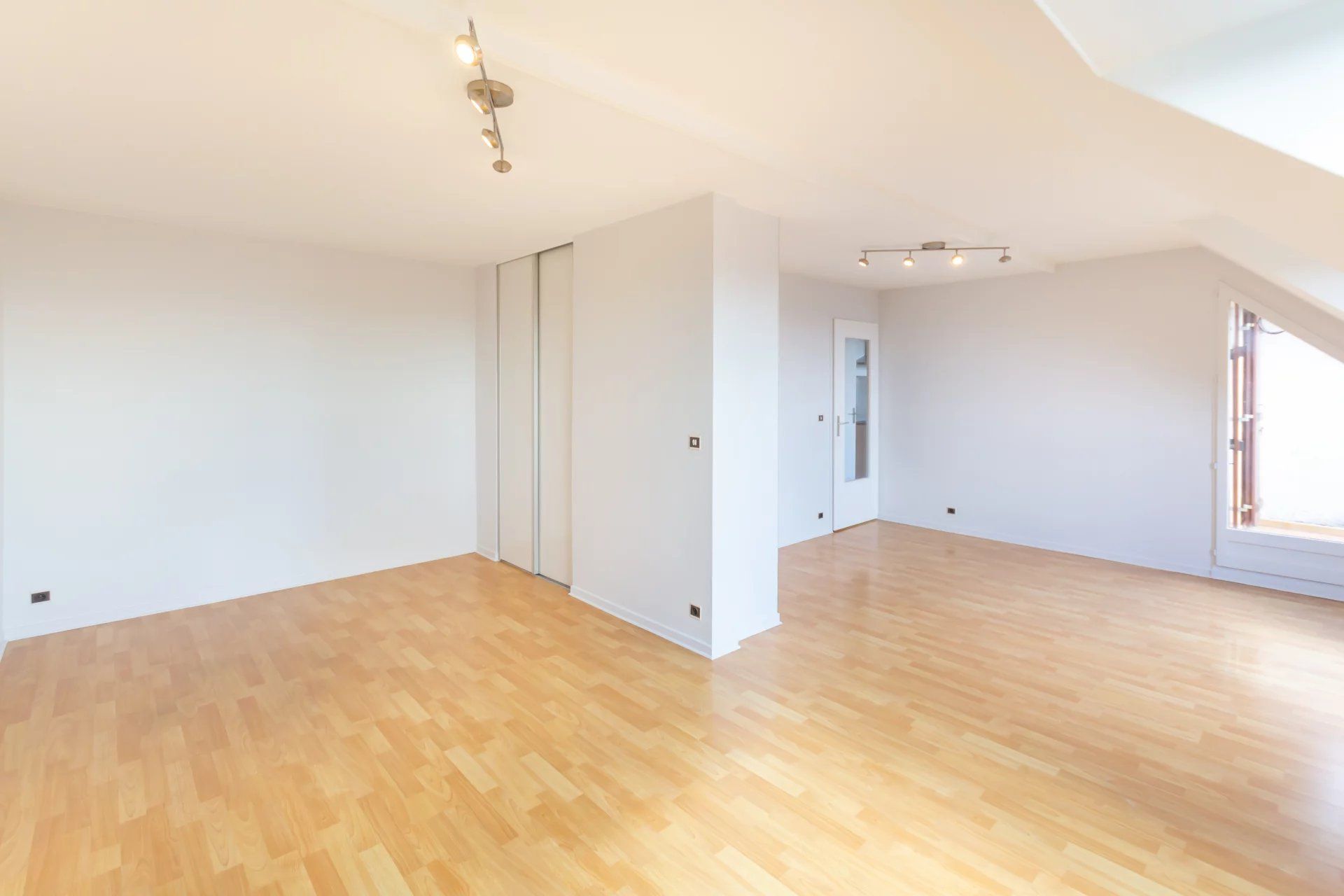 Aluguer Duplex Annecy-le-Vieux 4&nbsp;Quartos 85.21&nbsp;m²