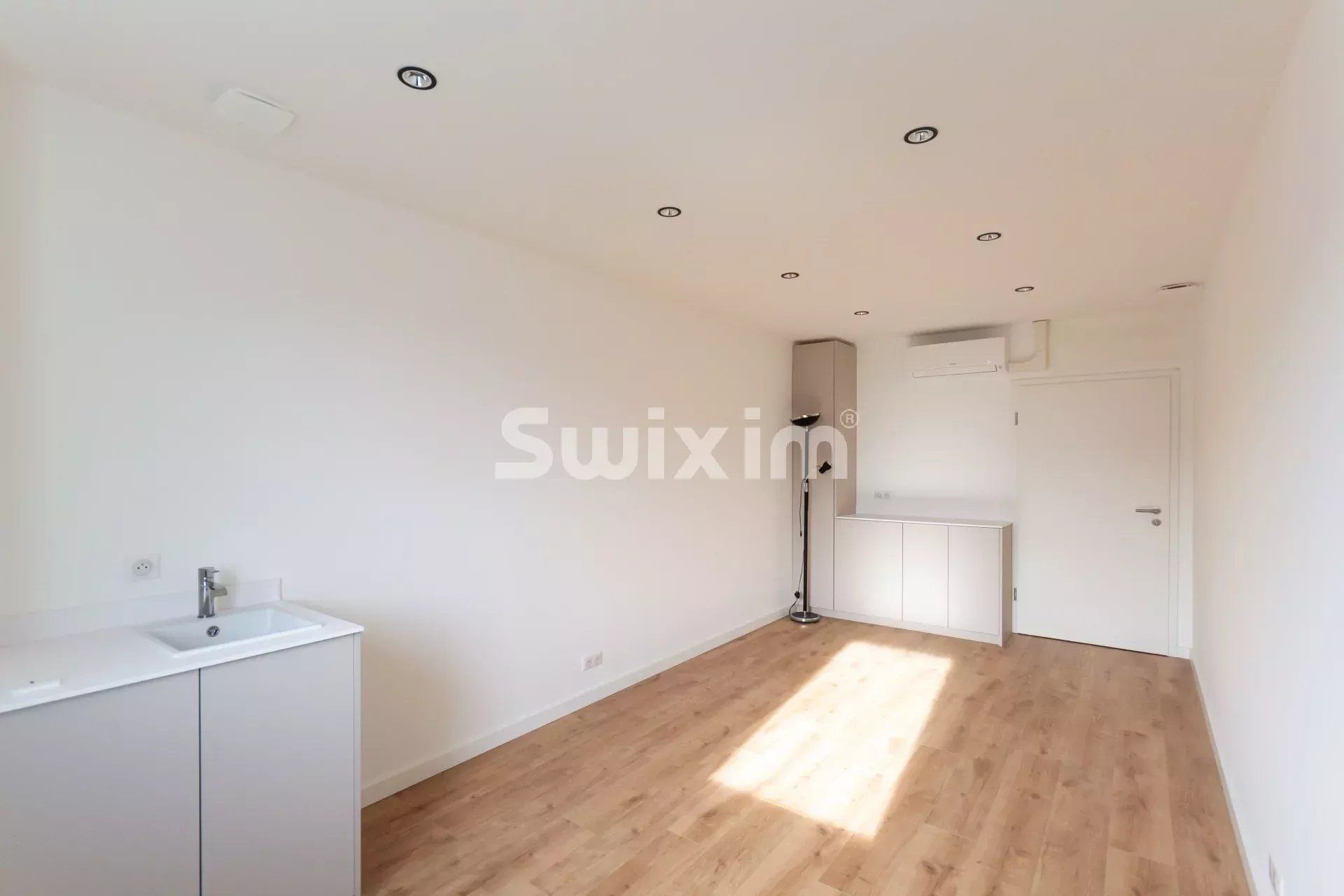 Vermietung Gesch&auml;ft Cranves-Sales 1&nbsp;raum 18&nbsp;m²