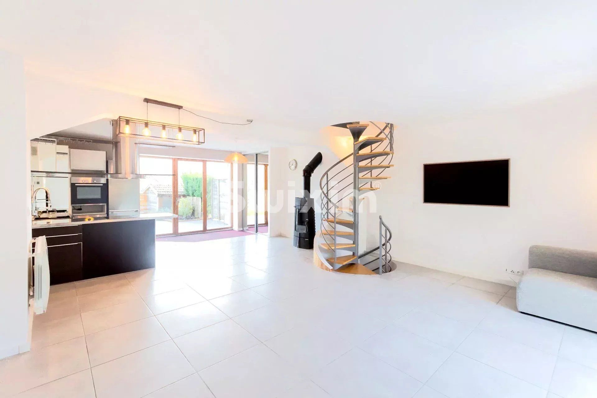 Alquiler Triplex Fillière 4&nbsp;Salas 100.91&nbsp;m²