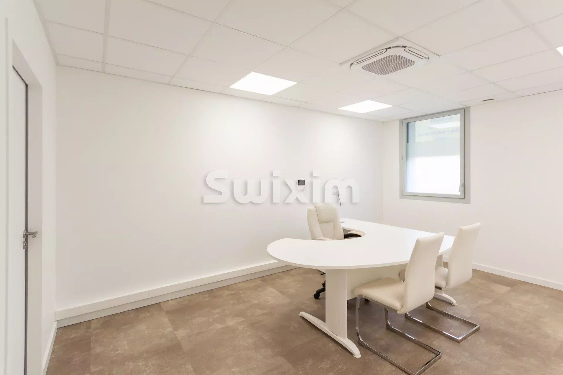 Rental Commercial local Sallenôves 1 room 17.92 m²