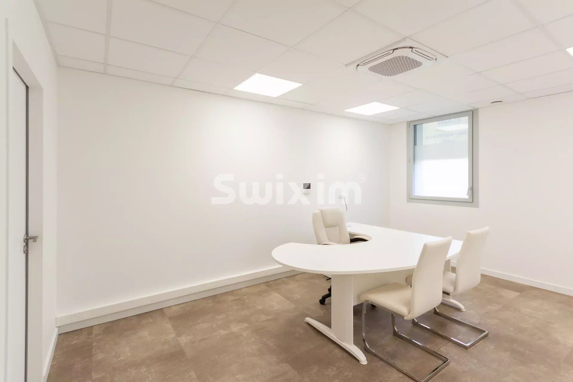 Location Commerce Sallenôves 1&nbsp;pièce 17.92&nbsp;m²