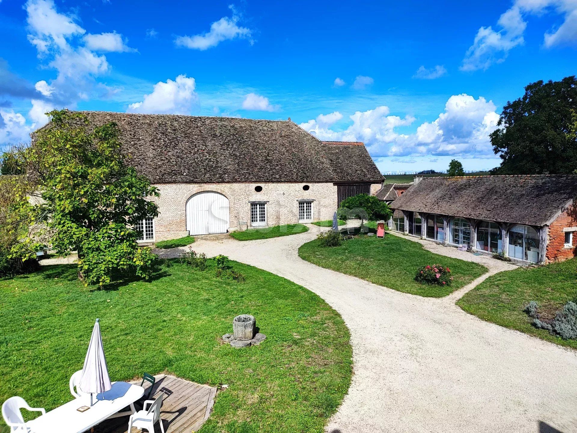 Vente Propriété Beaune 5 Pièces 215 m²