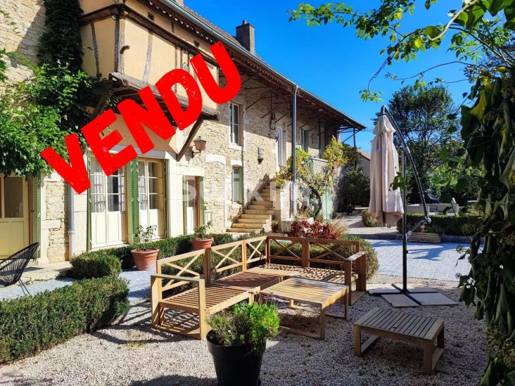 Vente Propriété Beaune 16&nbsp;Pièces 525&nbsp;m²