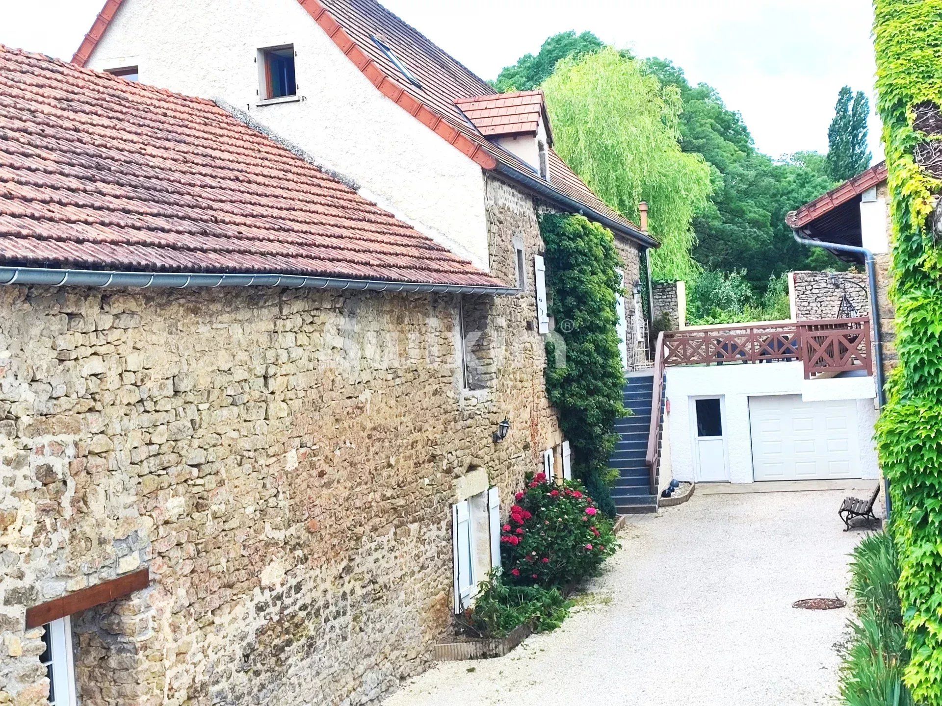 Sale House Beaune 14&nbsp;Rooms 484.75&nbsp;m²