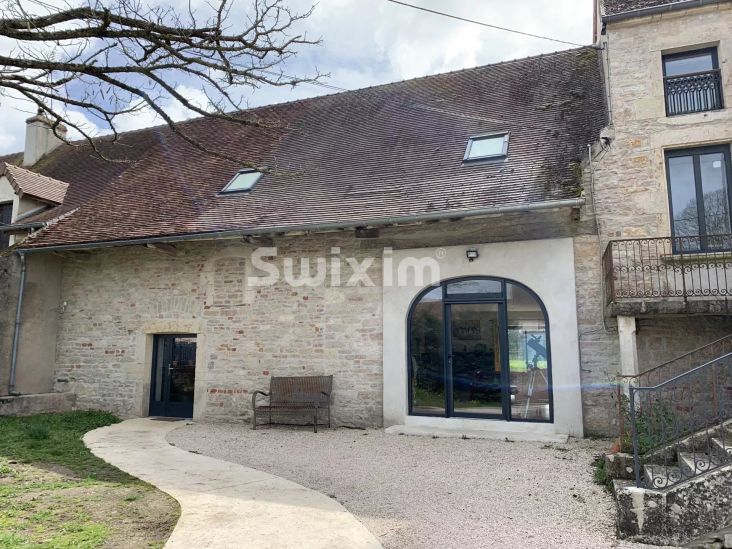 Vente Maison Sennecey-le-Grand 7&nbsp;Pièces 250&nbsp;m²