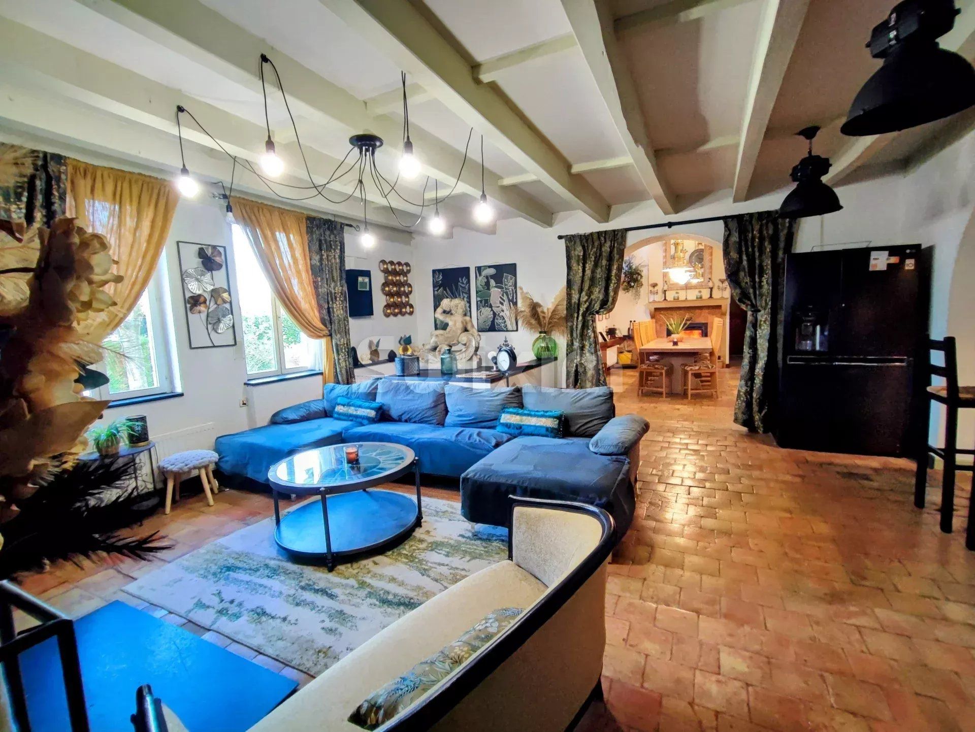 Venta Caserío Beaune 10 Salas 335 m²