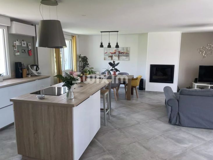 Vente Villa Dracy-le-Fort 6&nbsp;Pièces 170&nbsp;m²