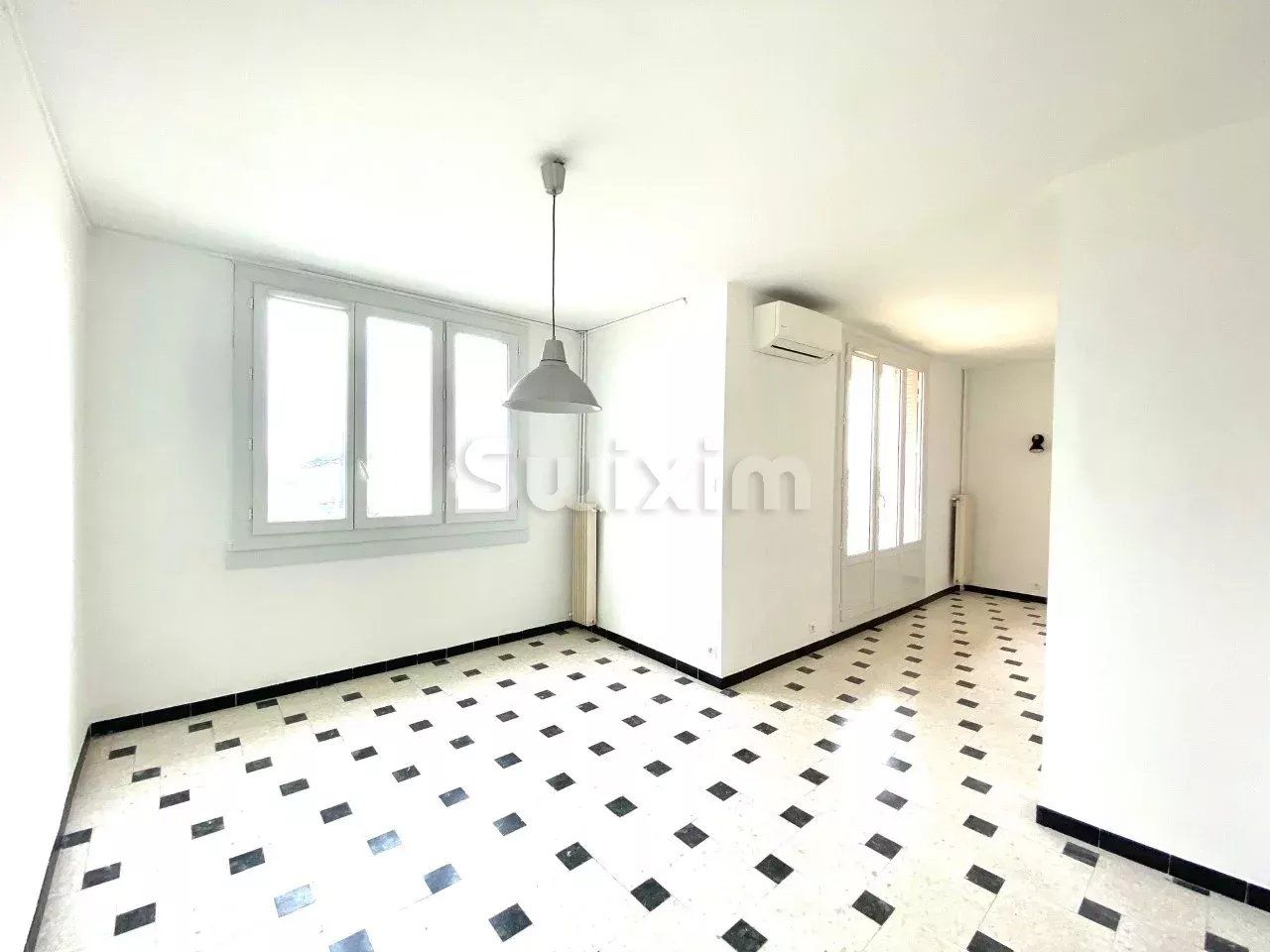 Sale Apartment Pont-Saint-Esprit 4 Rooms 80 m²