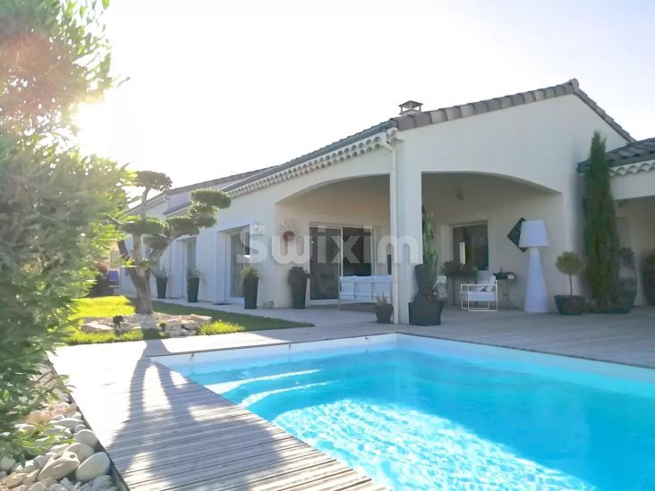 Vente Maison Saint-Gervais-sur-Roubion 10 Pièces 205 m²