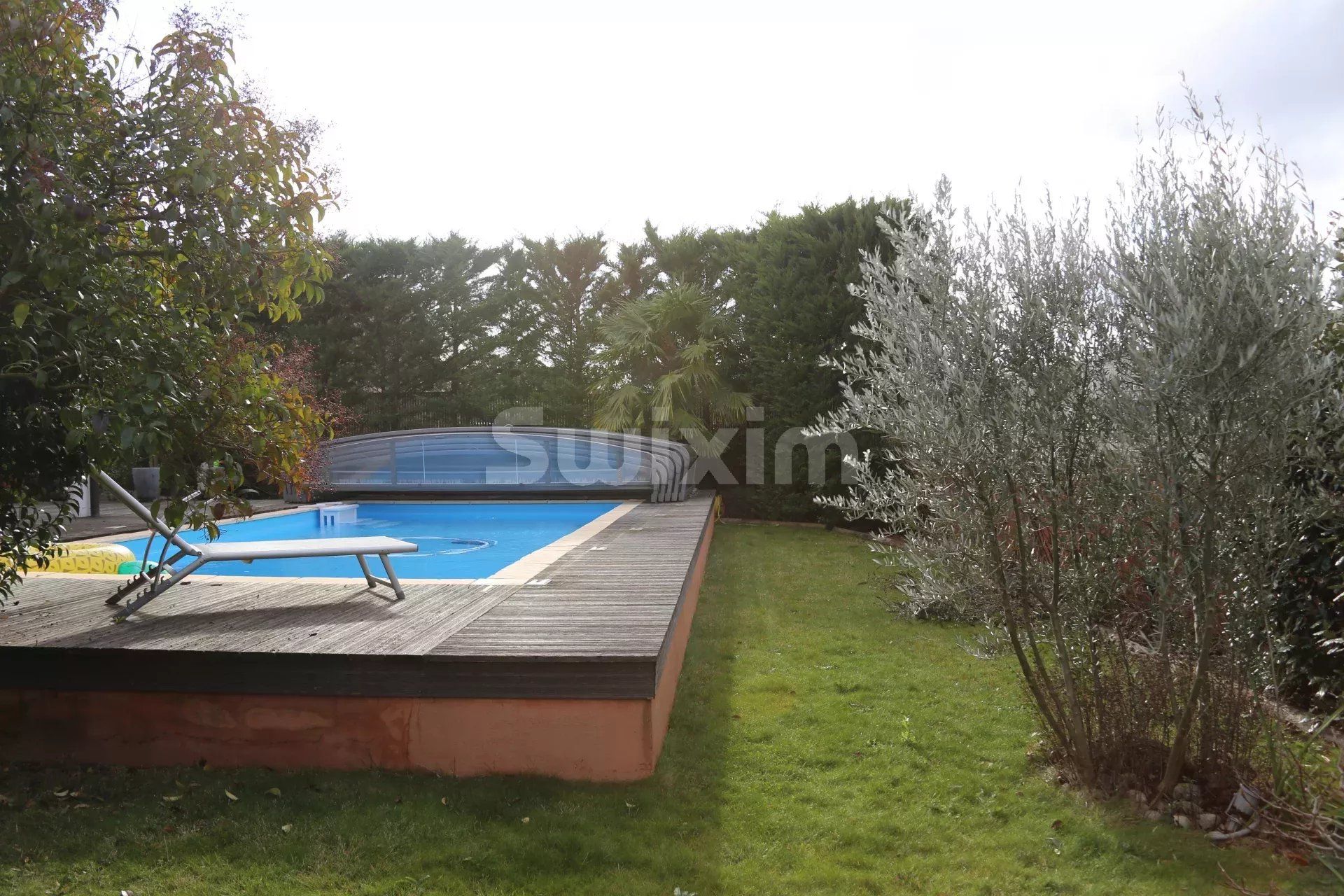 Vendita Casa Montélier 9 Camere 234 m²