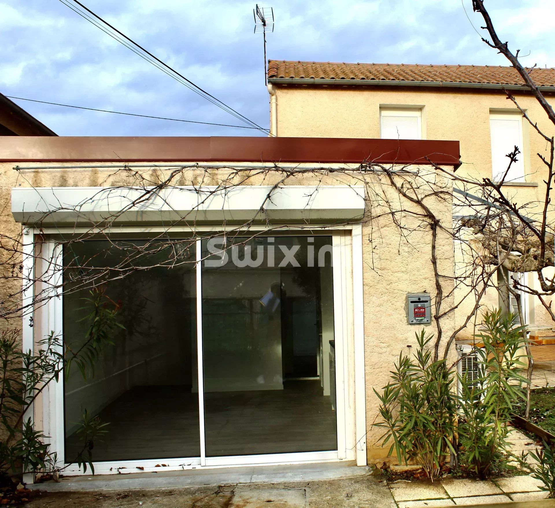 Venda Casa Montélimar 5&nbsp;Quartos 110&nbsp;m²