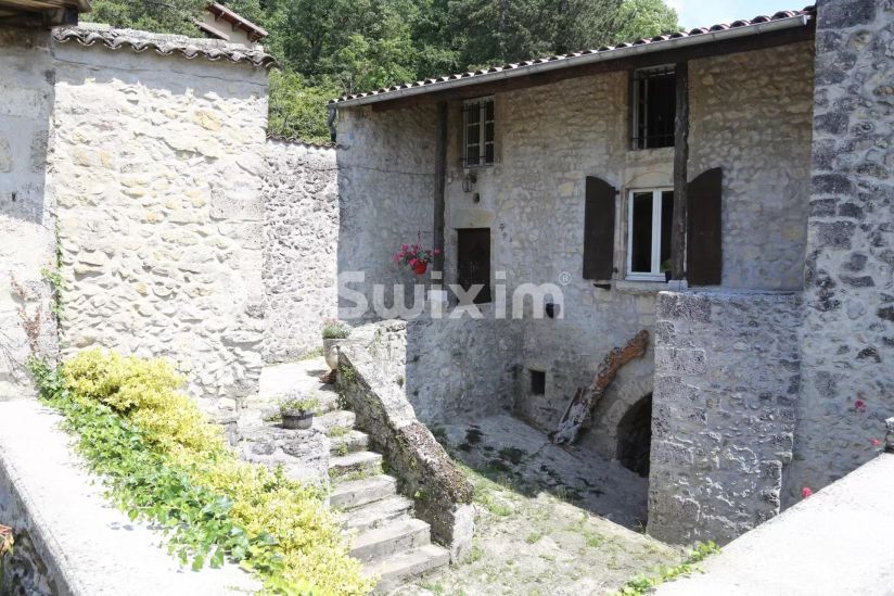 Vendita Casa Châteaudouble 7&nbsp;Camere 210&nbsp;m²