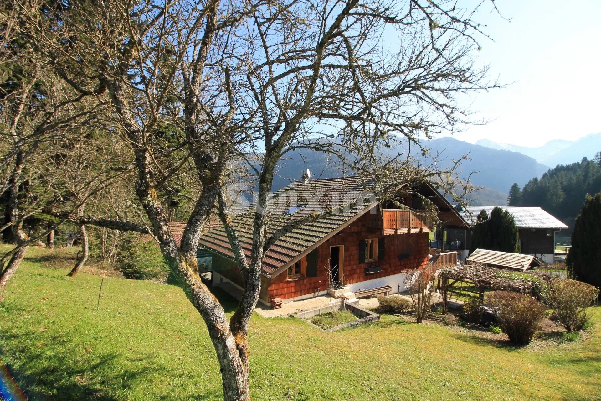 Venta Casa Seytroux 10&nbsp;Salas 106&nbsp;m²