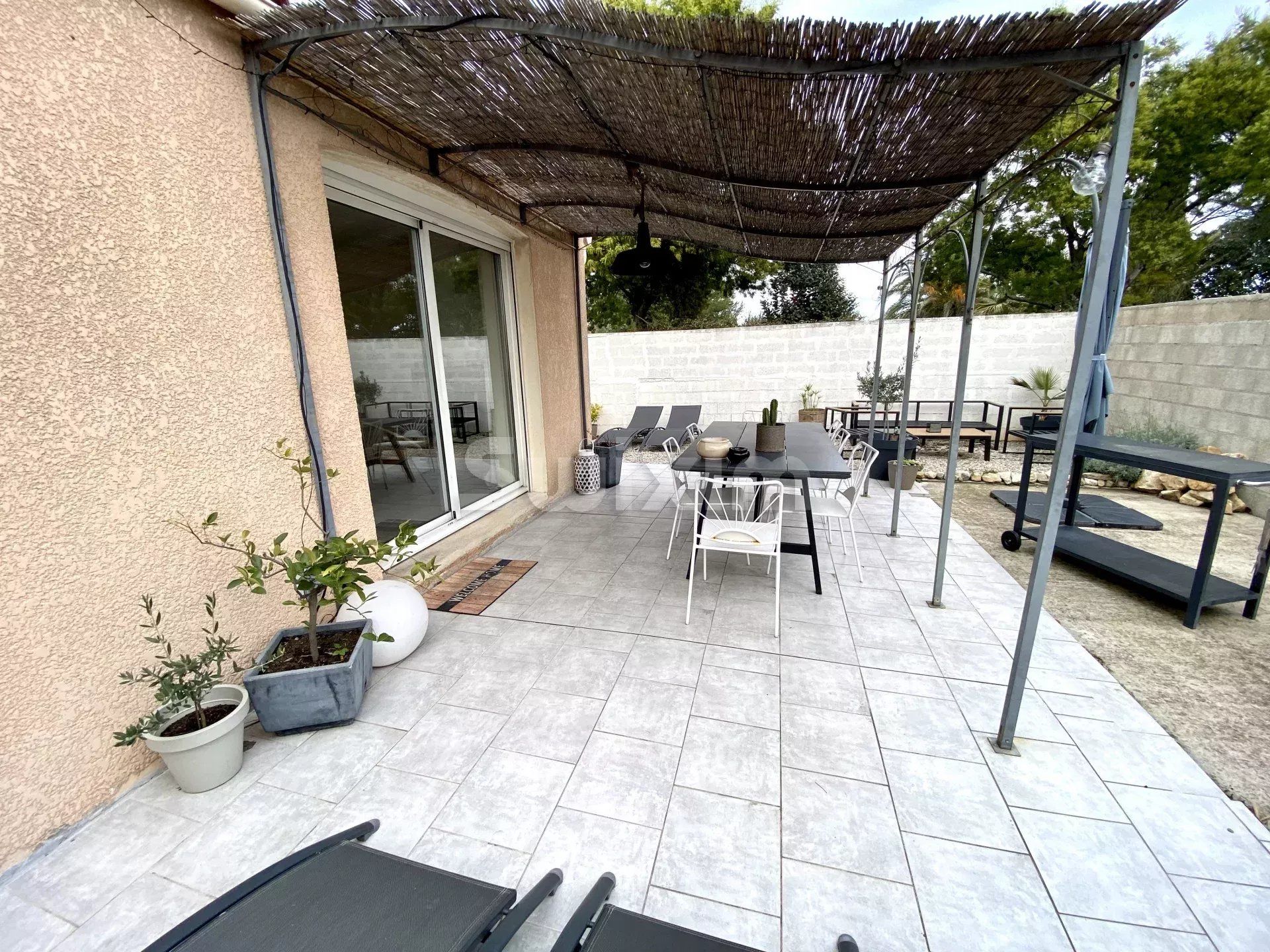 Venta Villa Pomérols 5 Salas 115 m²