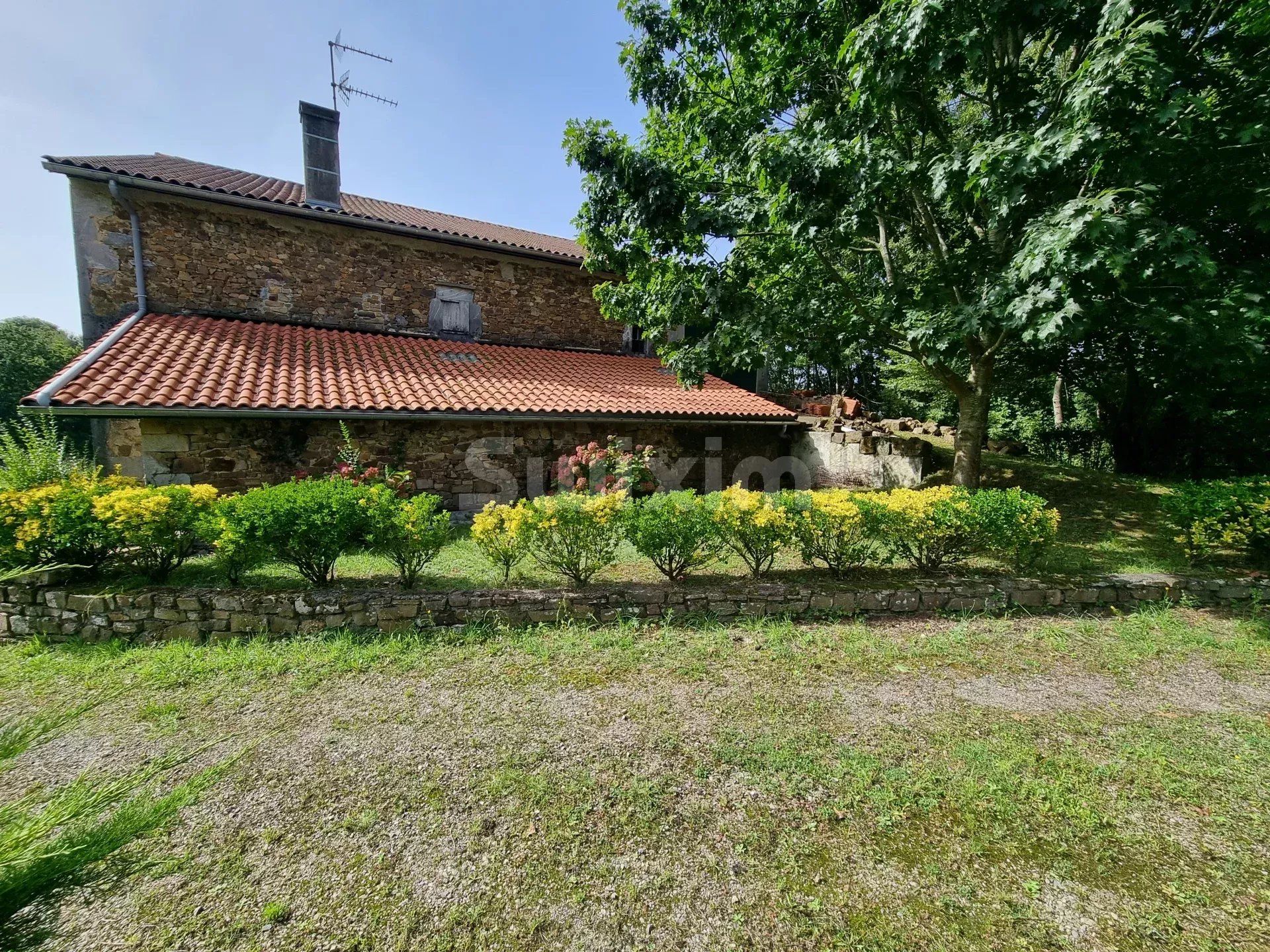 Sale House Saint-Martin-d'Arberoue 10 Rooms 303 m²