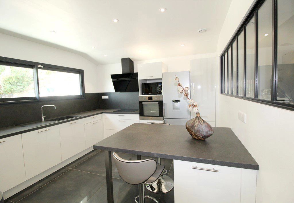Vendita Casa Saint-Marcel-d'Ardèche 6&nbsp;Camere 196&nbsp;m²