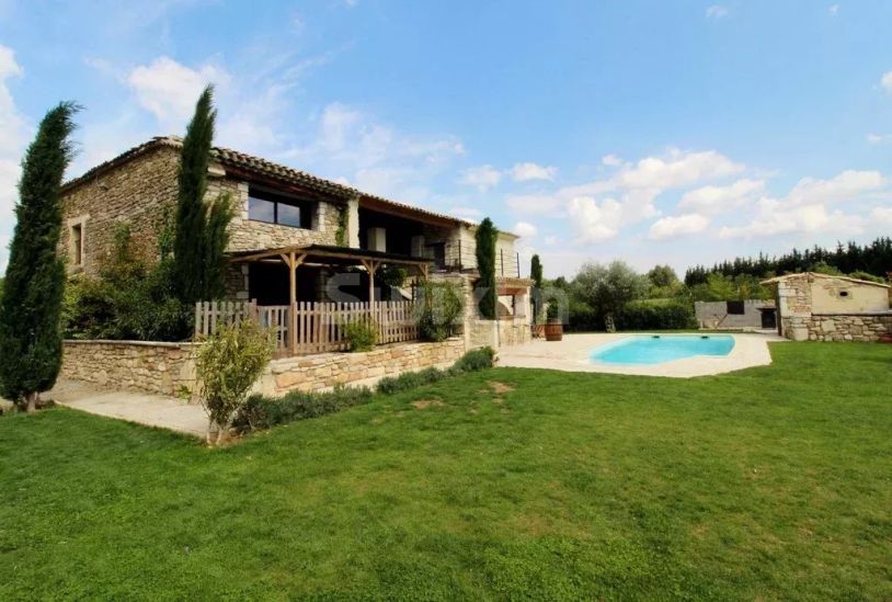 Vente Maison Saint-Julien-de-Peyrolas 7 Pièces 200 m²