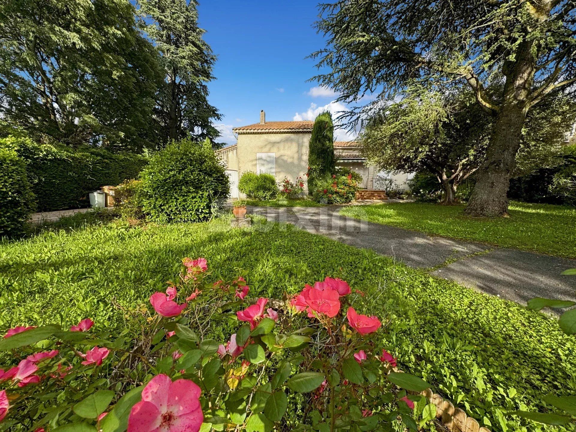 Vendita Casa Pierrelatte 7 Camere 129.7 m²