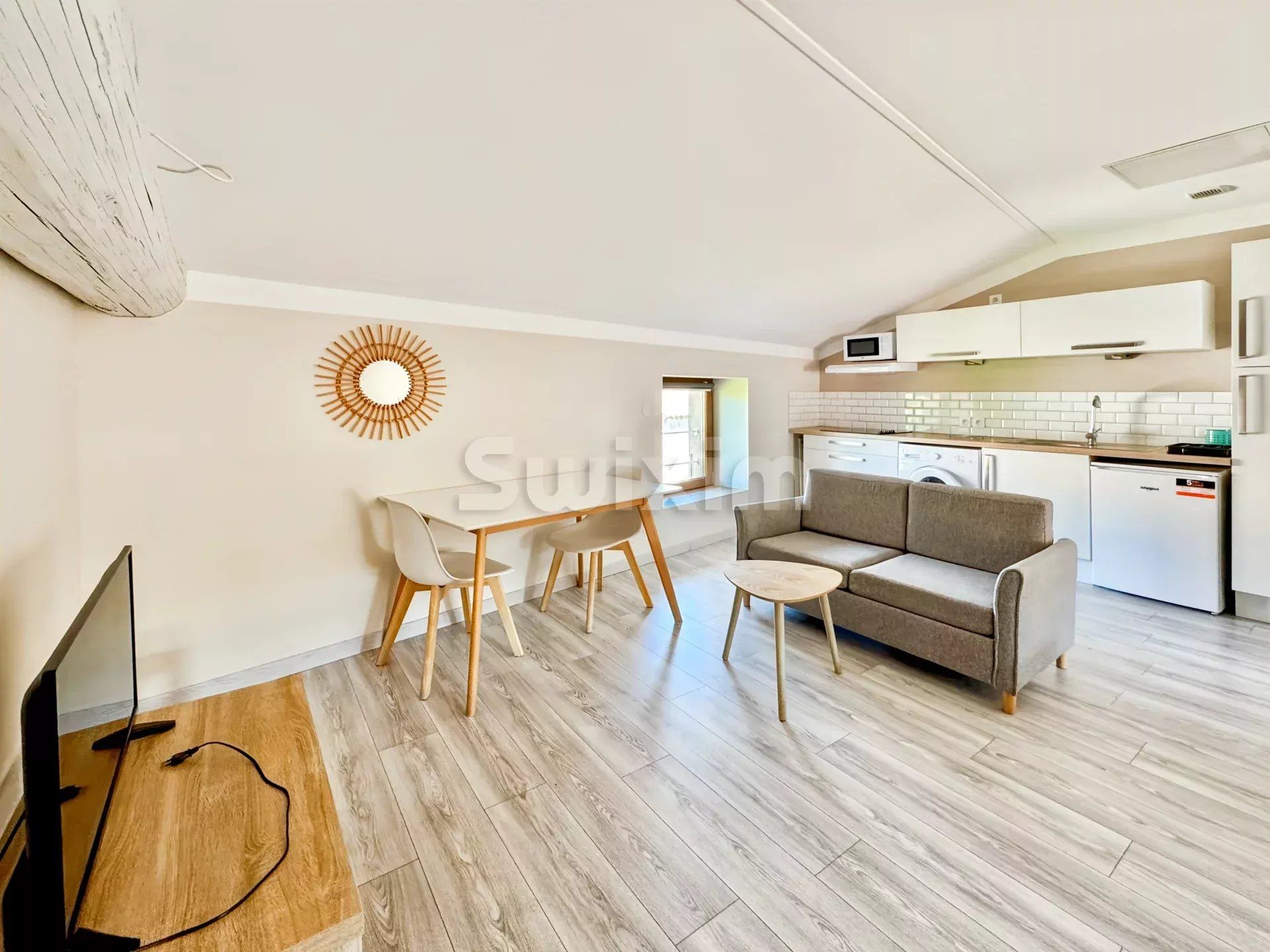 Location Studio Bourg-Saint-Andéol 1 pièce 25.44 m²