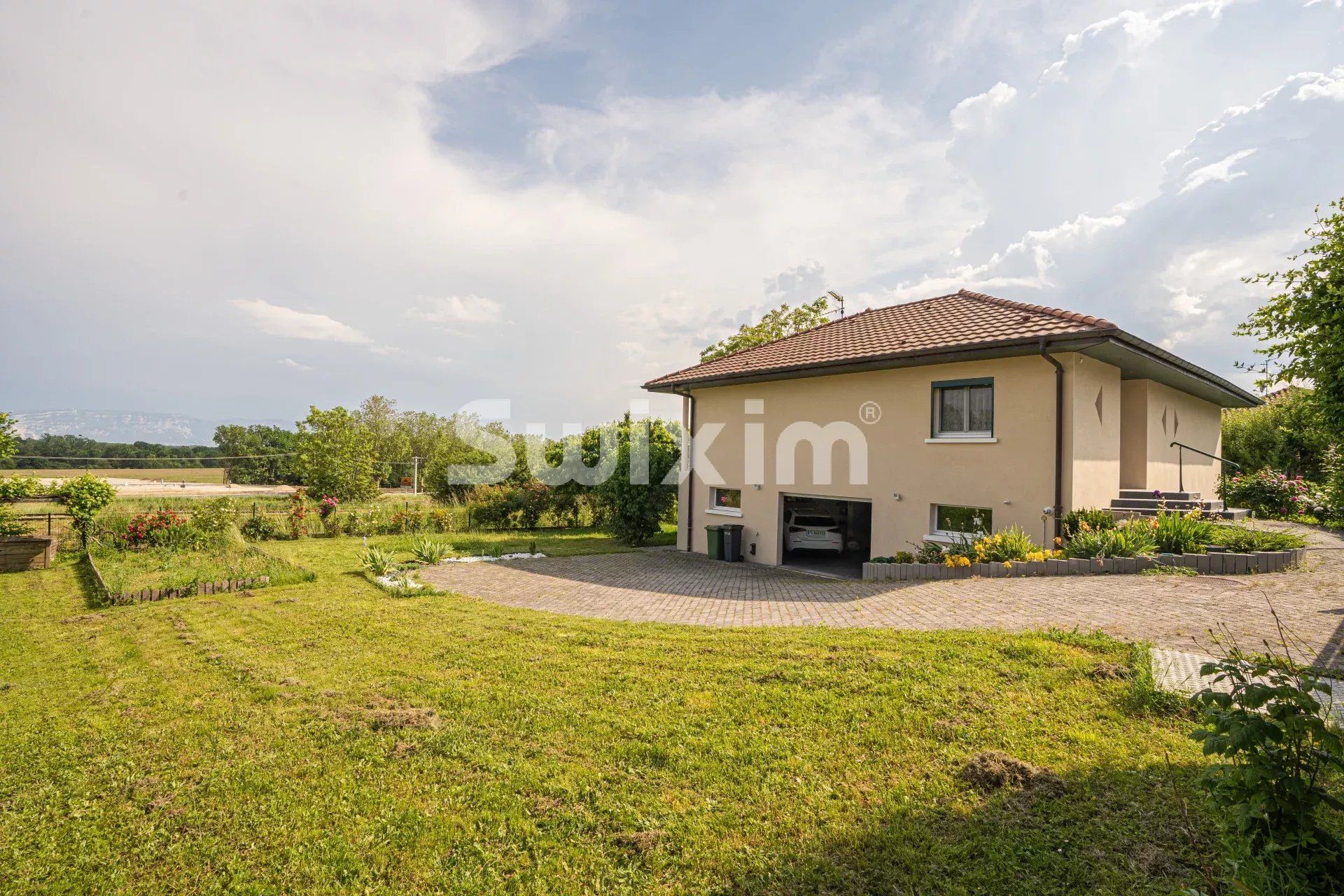 Vente Maison Saint-Genis-Pouilly 5&nbsp;Pièces 221&nbsp;m²