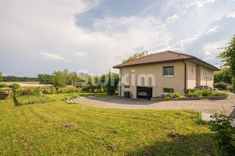 Vente Maison Saint-Genis-Pouilly 5 Pièces 221 m²