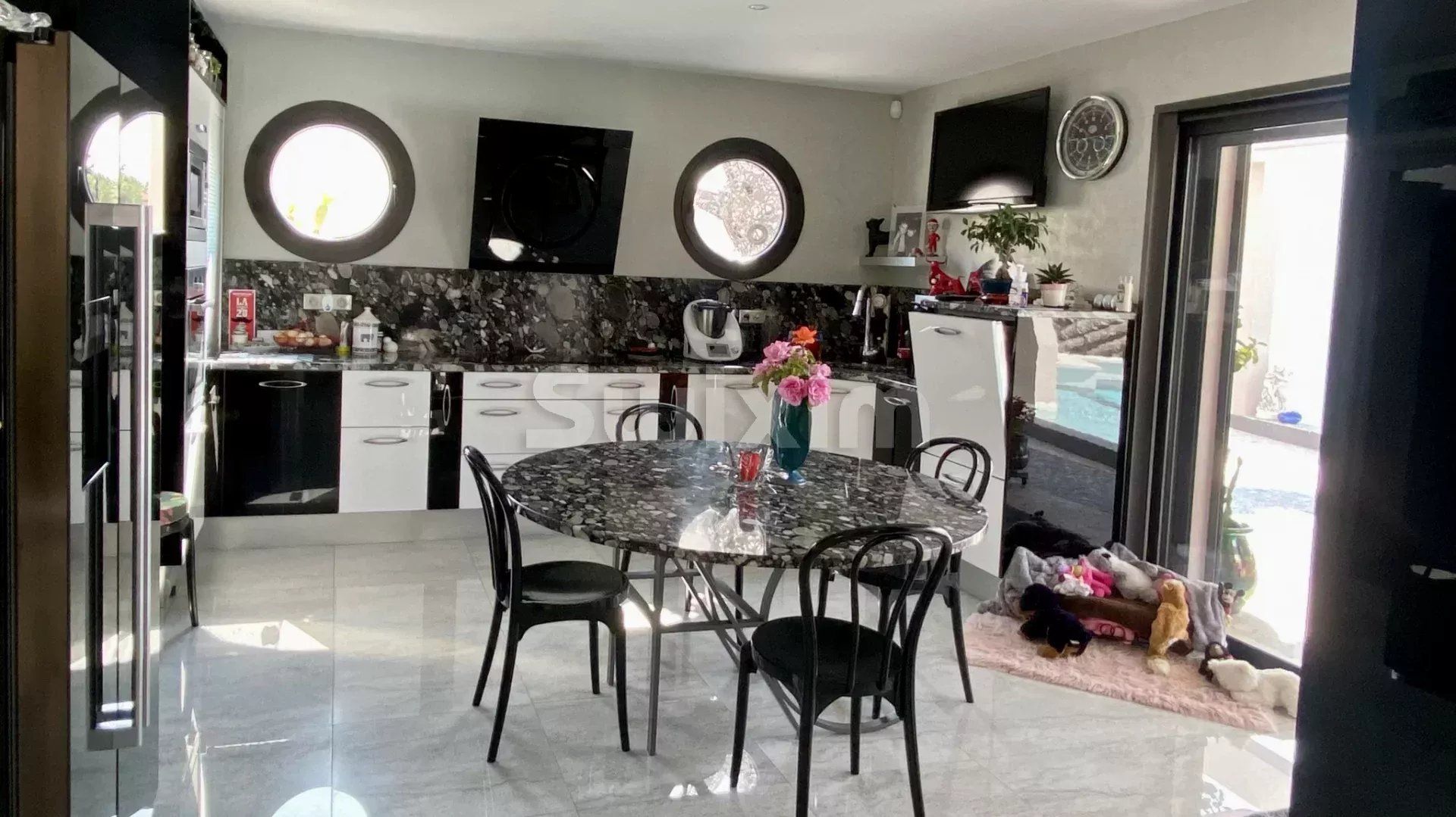 villa 8 Pièces en vente sur Uzès (30700)