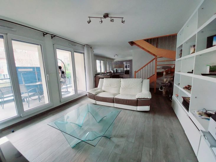 Vente Appartement Gex 4&nbsp;Pièces 80&nbsp;m²