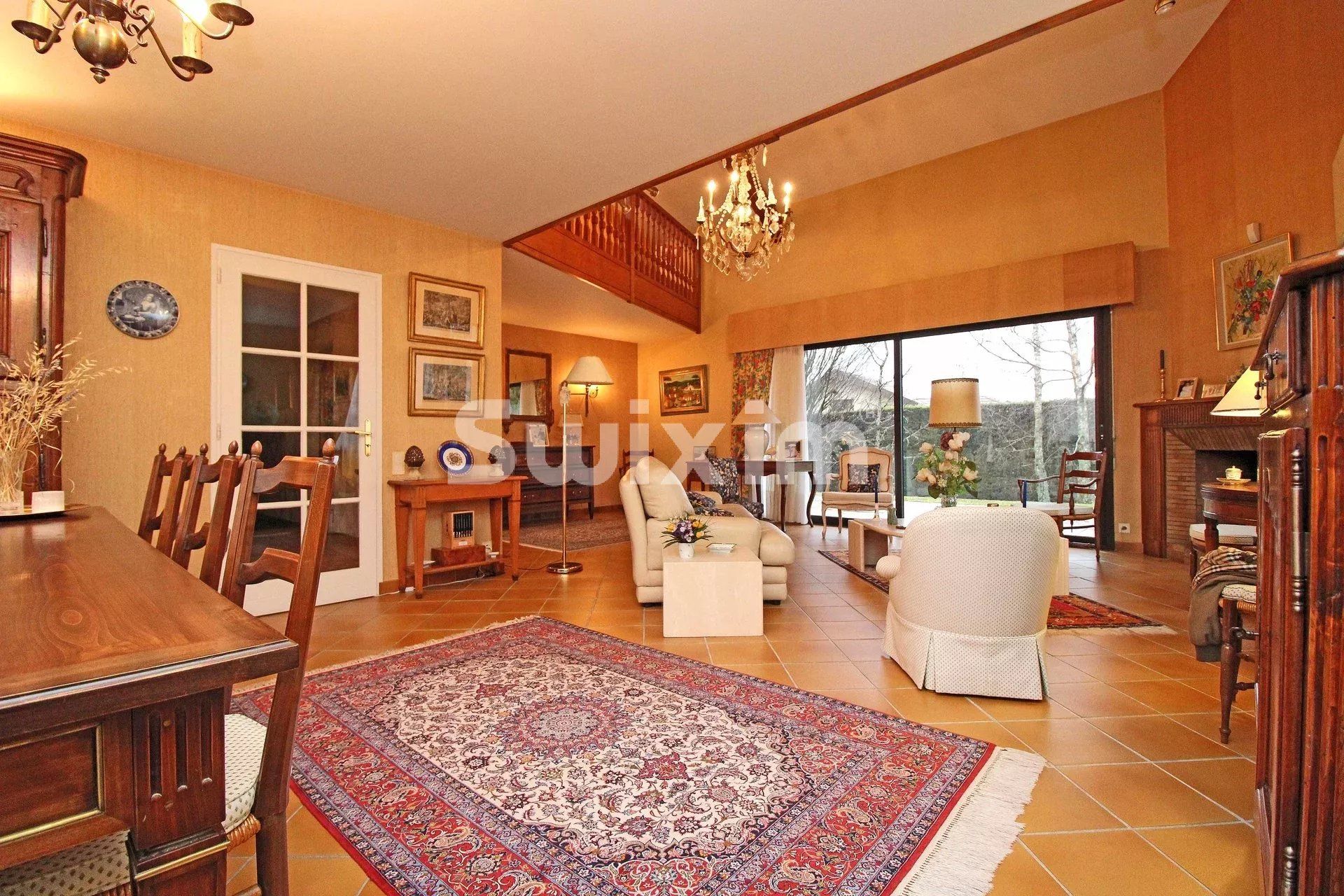 Venda Casa Prévessin-Moëns 7&nbsp;Quartos 214&nbsp;m²